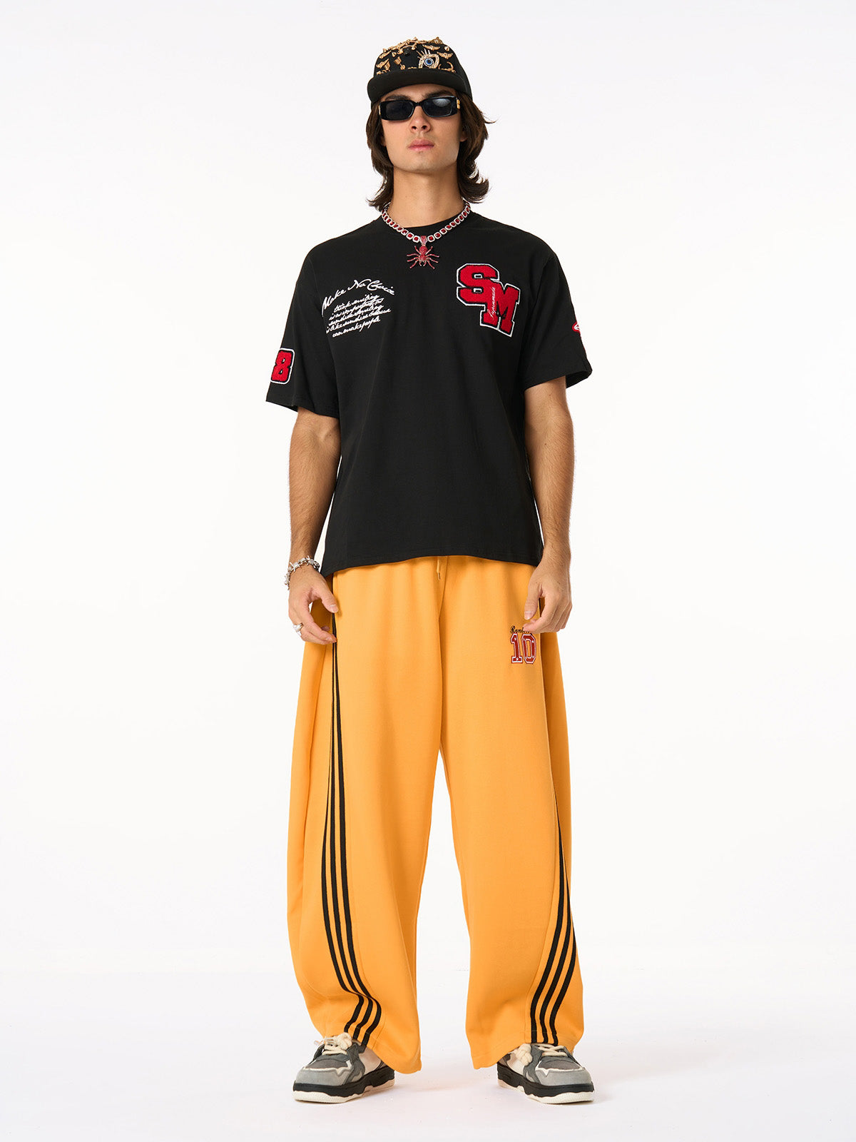 Boutique Mode Paris™ | Pantalon large à rayures latérales vintage style parachutiste