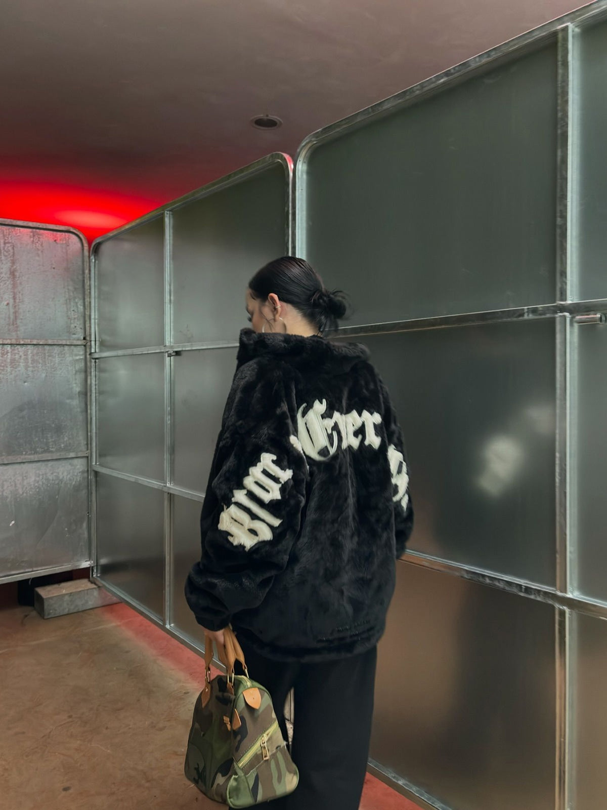 Boutique Mode Paris™ | Veste en molleton brodée Street Letter