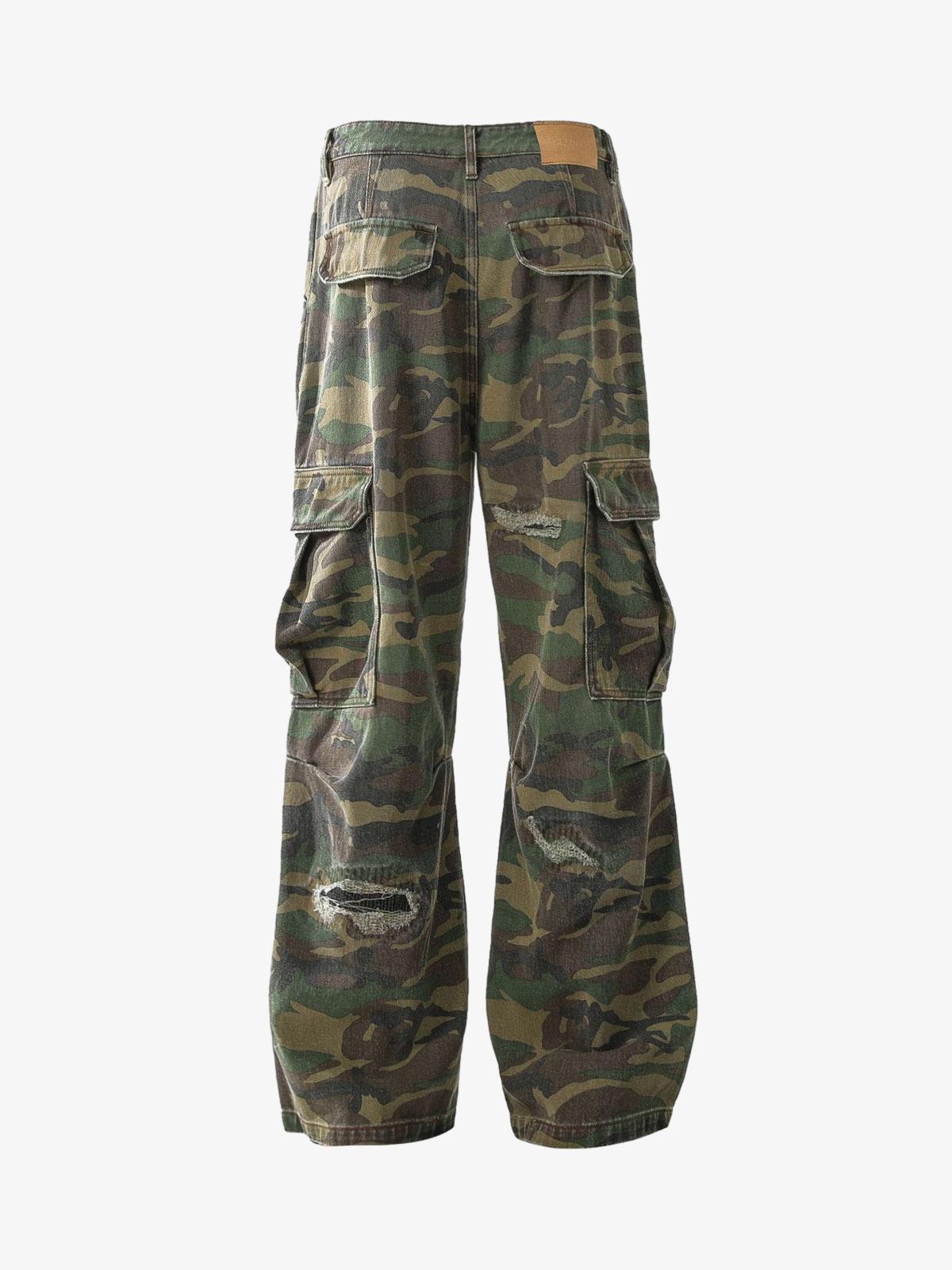 Boutique Mode Paris™ | Pantalon cargo évasé déchiré camouflage