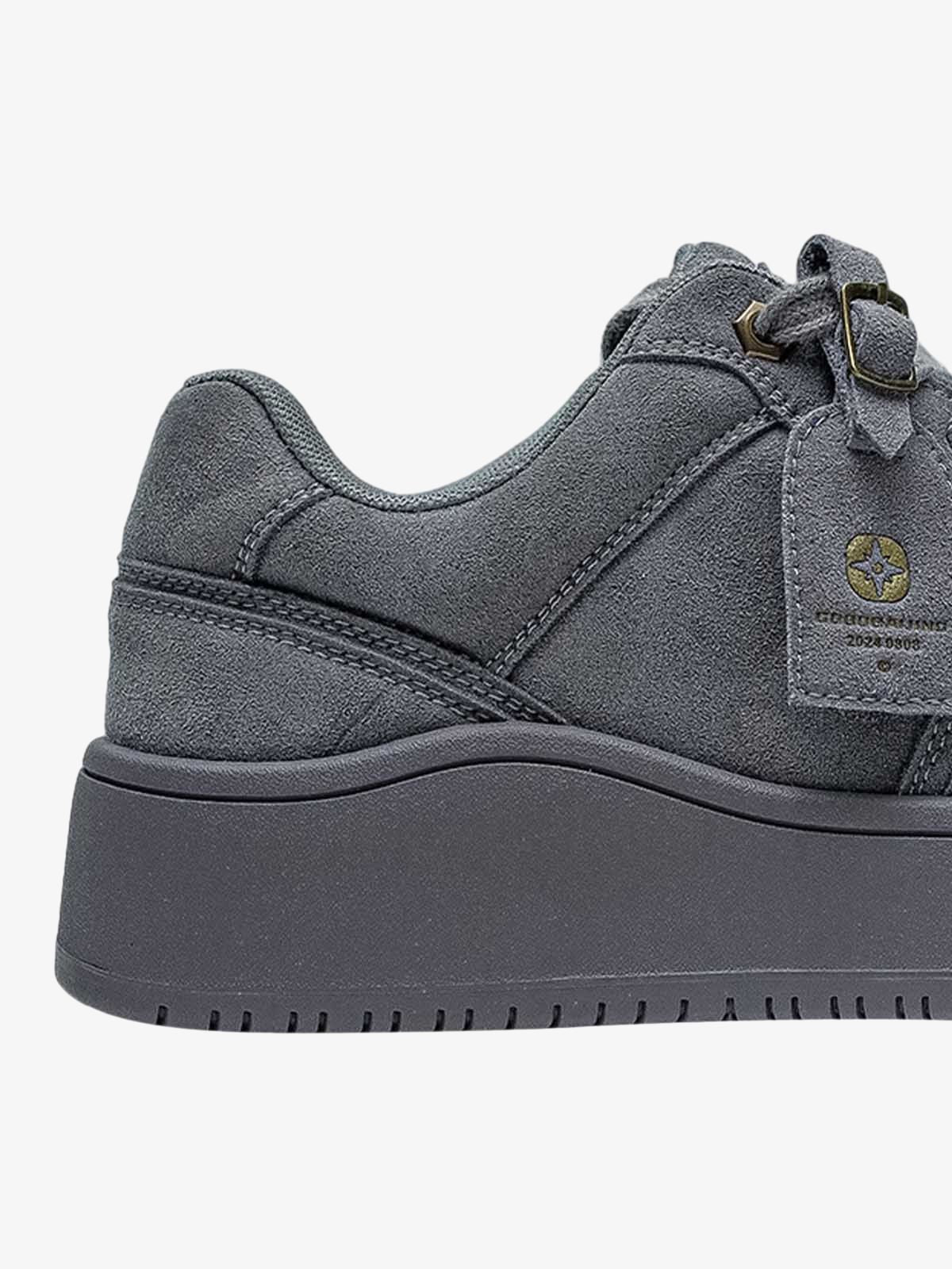 Boutique Mode Paris™ | Chaussures de skate basses en daim