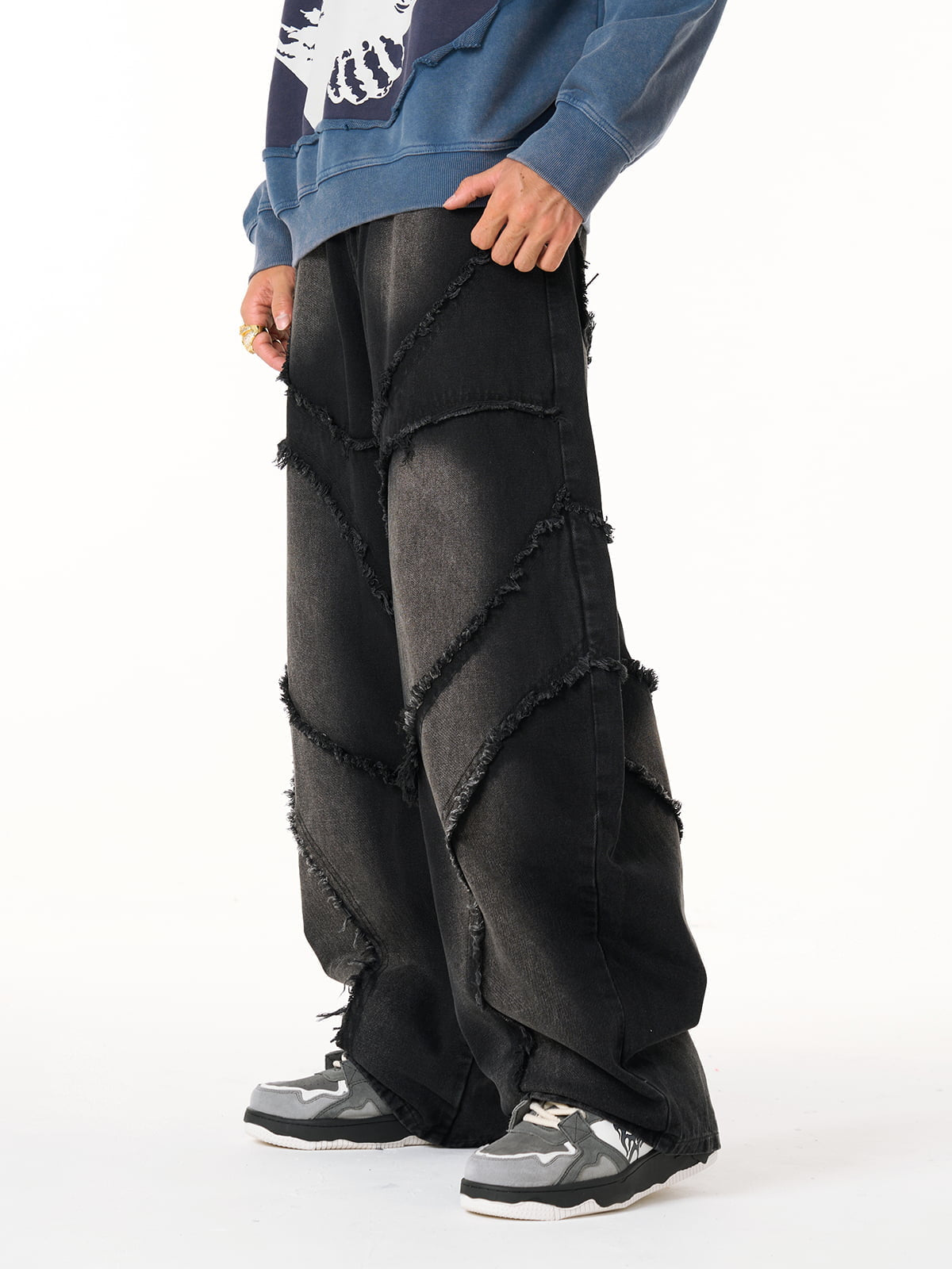 Boutique Mode Paris™ | Jean barillet délavé à bords effilochés