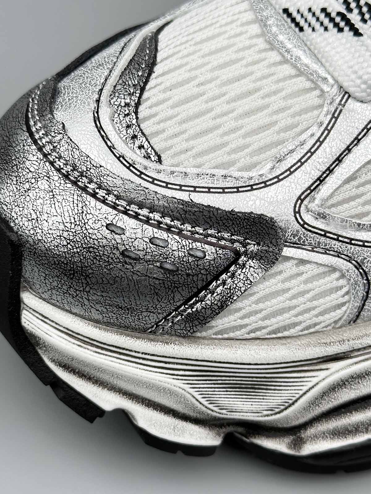 Boutique Mode Paris™ | Baskets de course à semelle épaisse