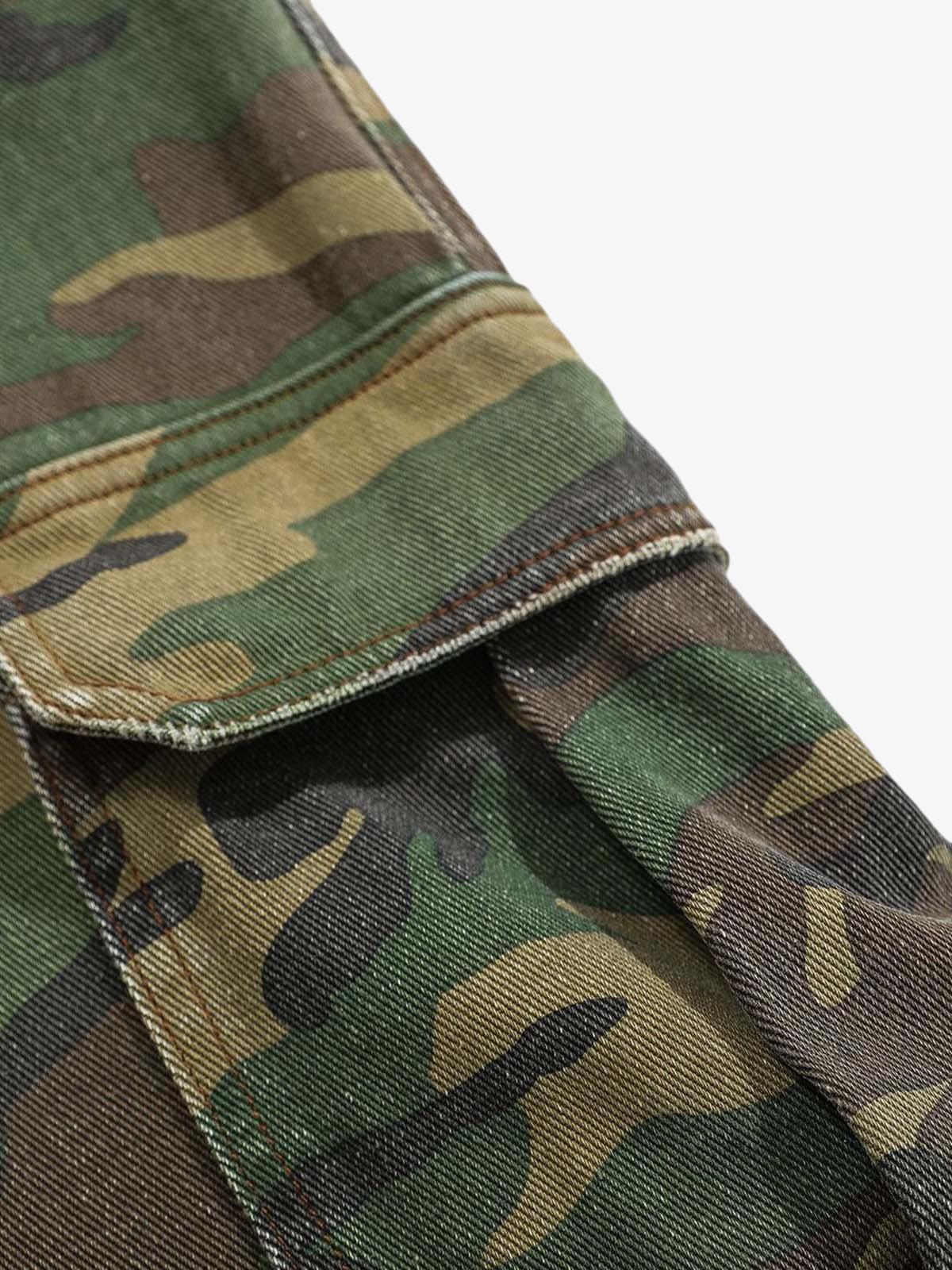 Boutique Mode Paris™ | Pantalon cargo évasé déchiré camouflage