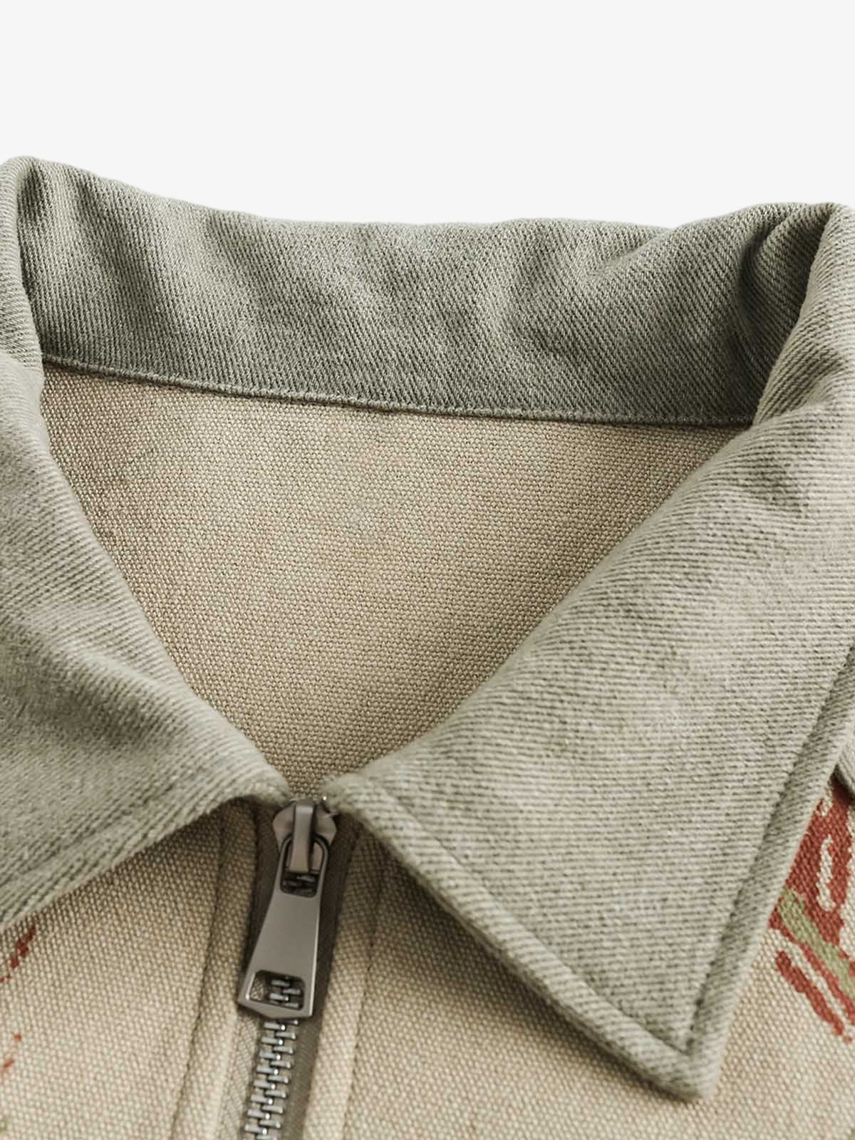 Boutique Mode Paris™ | Veste en denim à revers patchwork graffiti