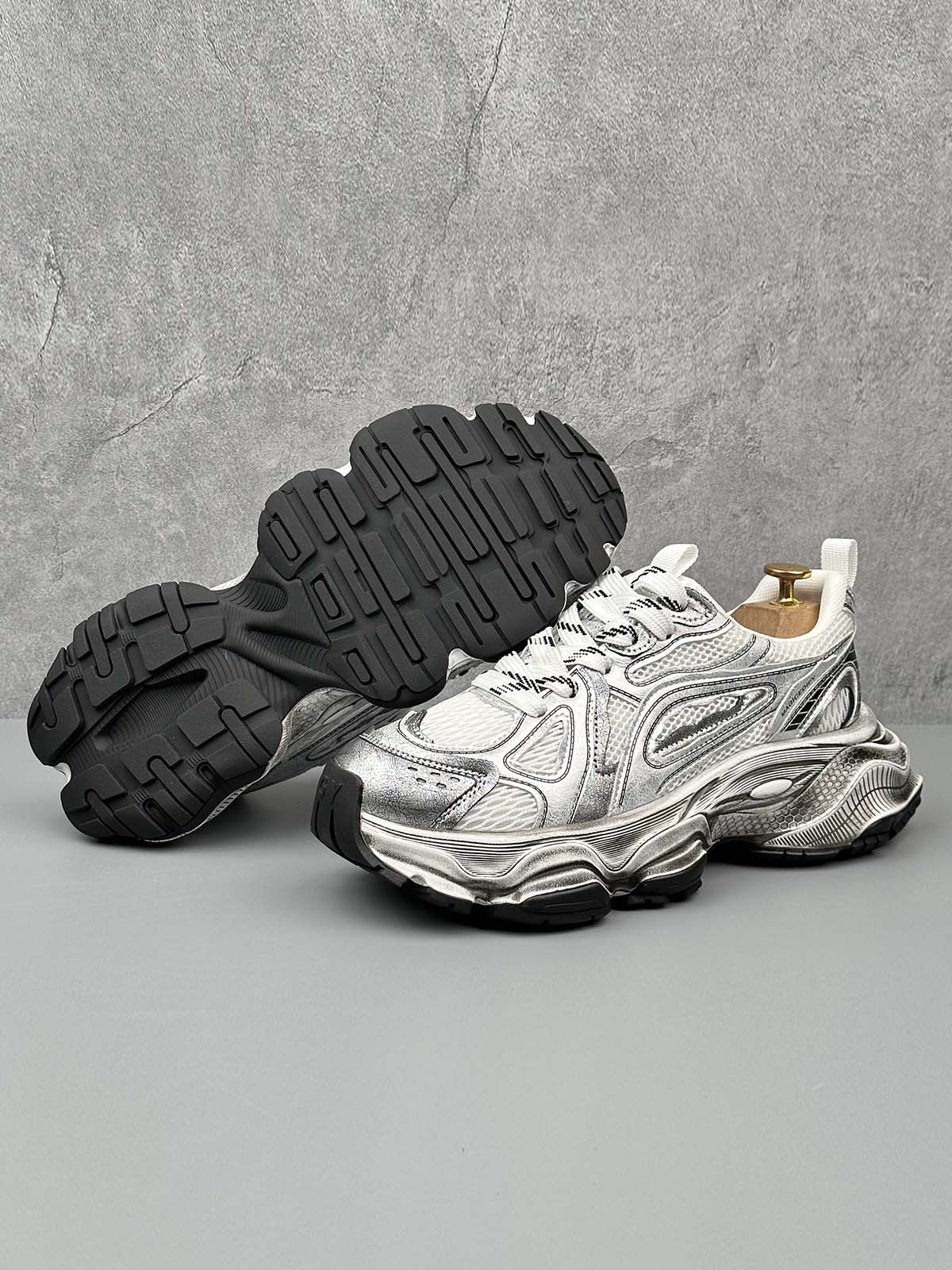 Boutique Mode Paris™ | Baskets de course à semelle épaisse